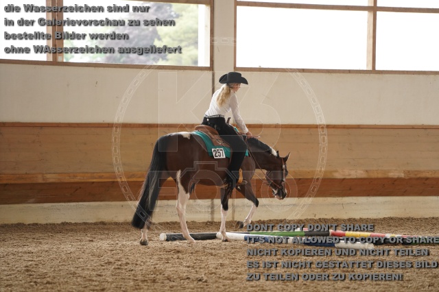 s_A_901621.JPG